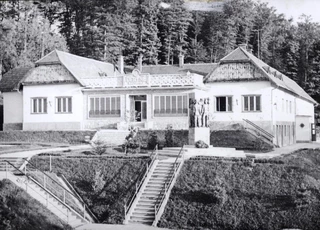 A Déryné kultúrház 1959-ben. (Rekvényi Tiborné gyűjteménye)